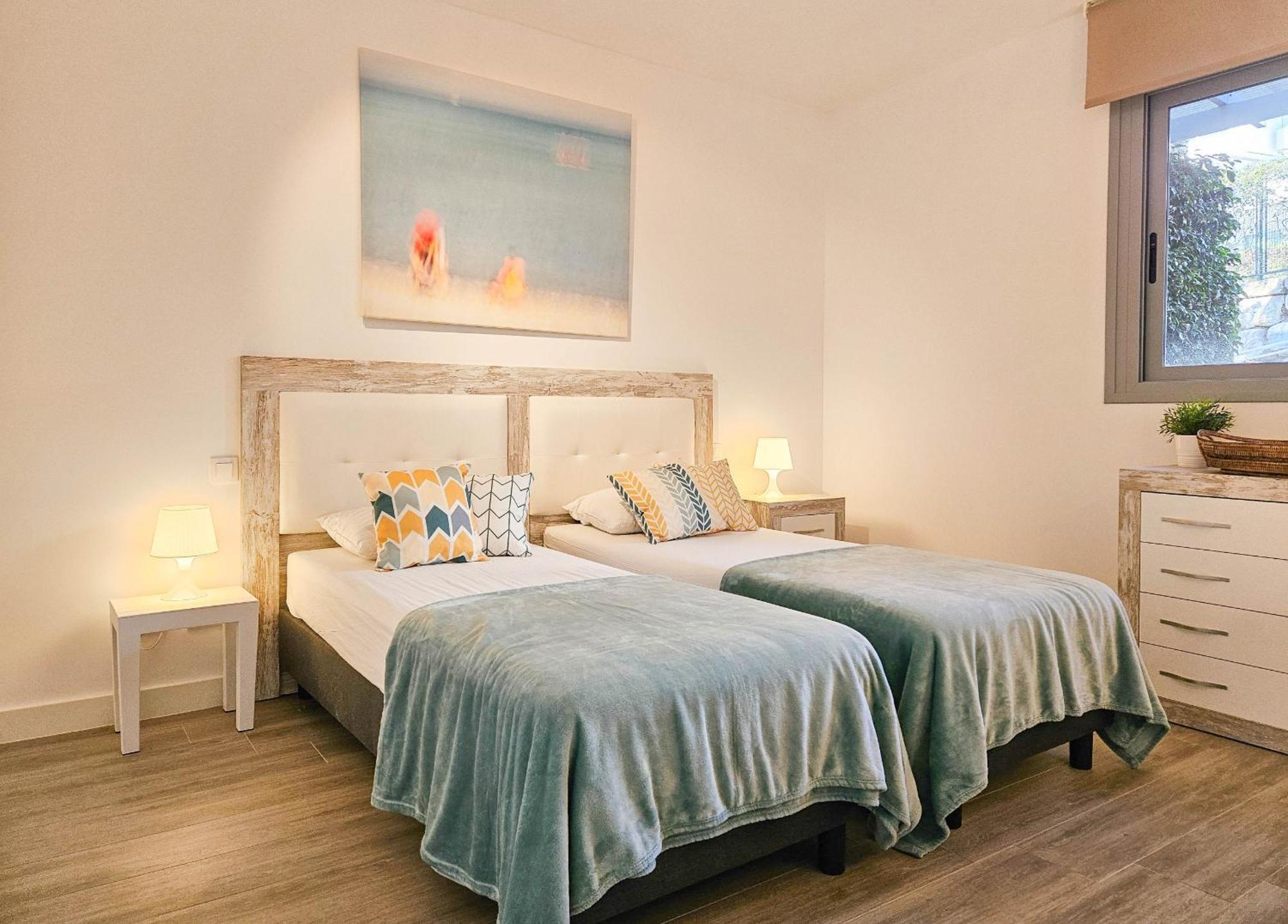Luxury Ground Floor Apt - 300 M To Cabopino Golf Marbella Dış mekan fotoğraf