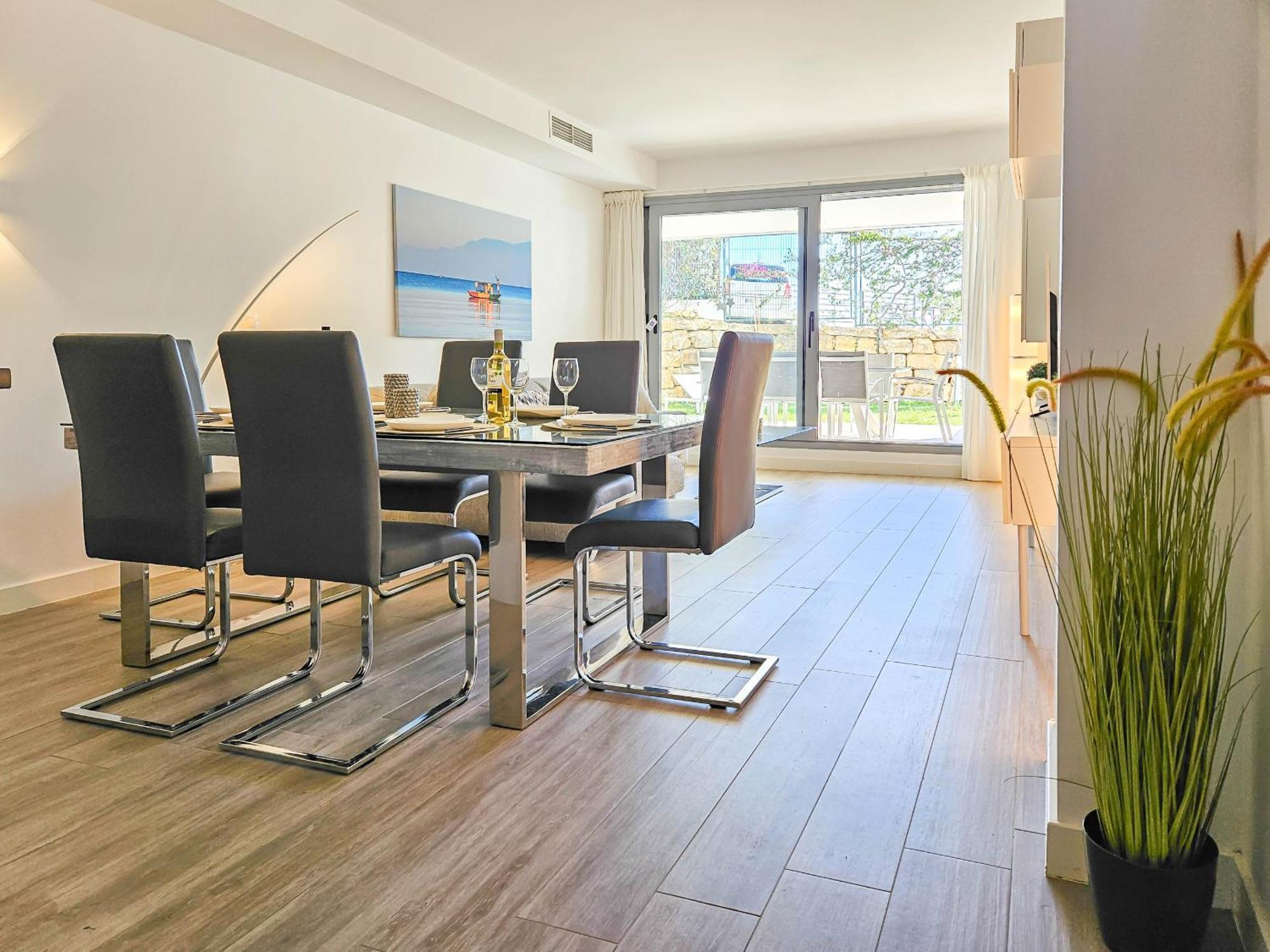 Luxury Ground Floor Apt - 300 M To Cabopino Golf Marbella Dış mekan fotoğraf