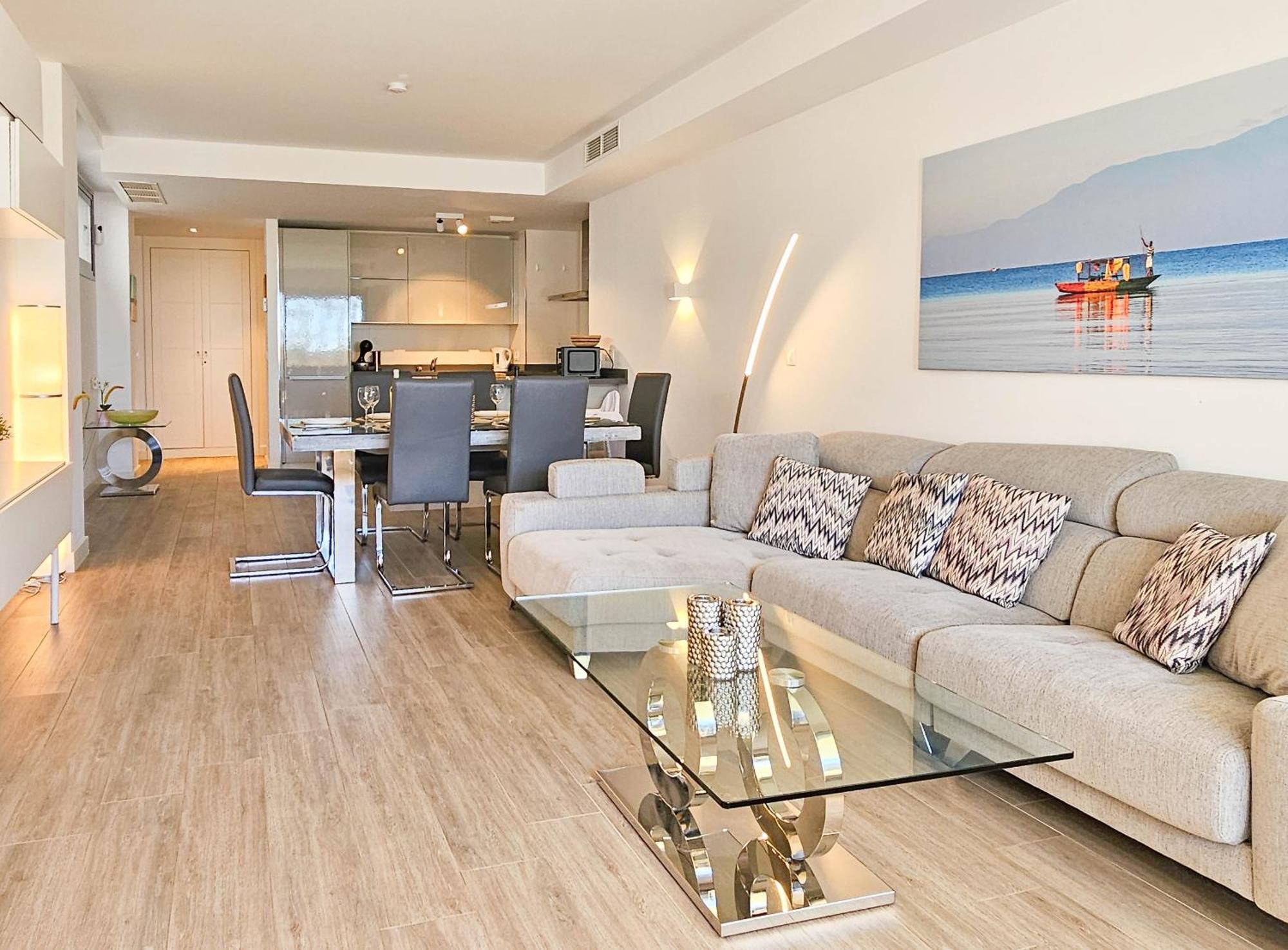 Luxury Ground Floor Apt - 300 M To Cabopino Golf Marbella Dış mekan fotoğraf