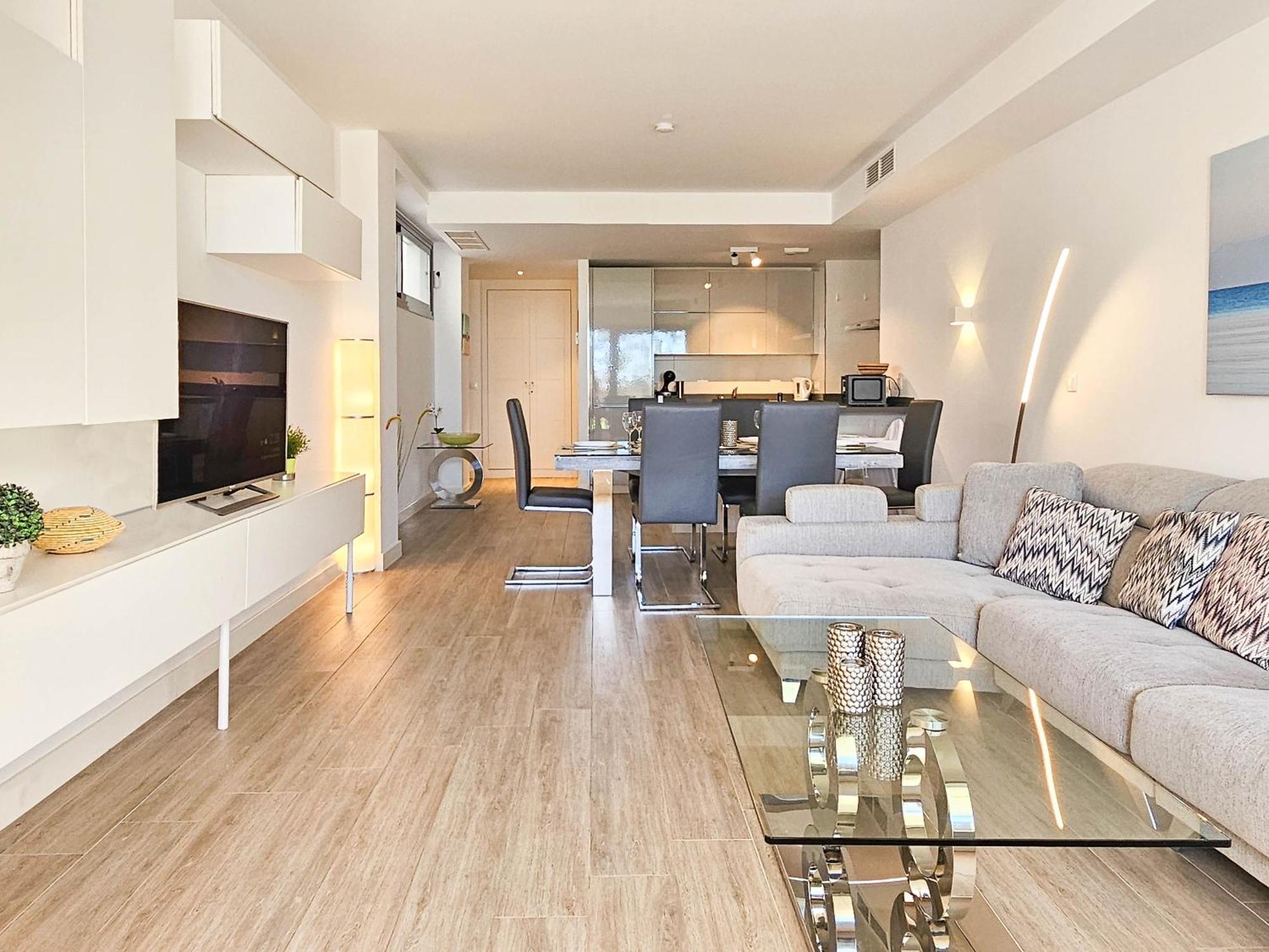 Luxury Ground Floor Apt - 300 M To Cabopino Golf Marbella Dış mekan fotoğraf