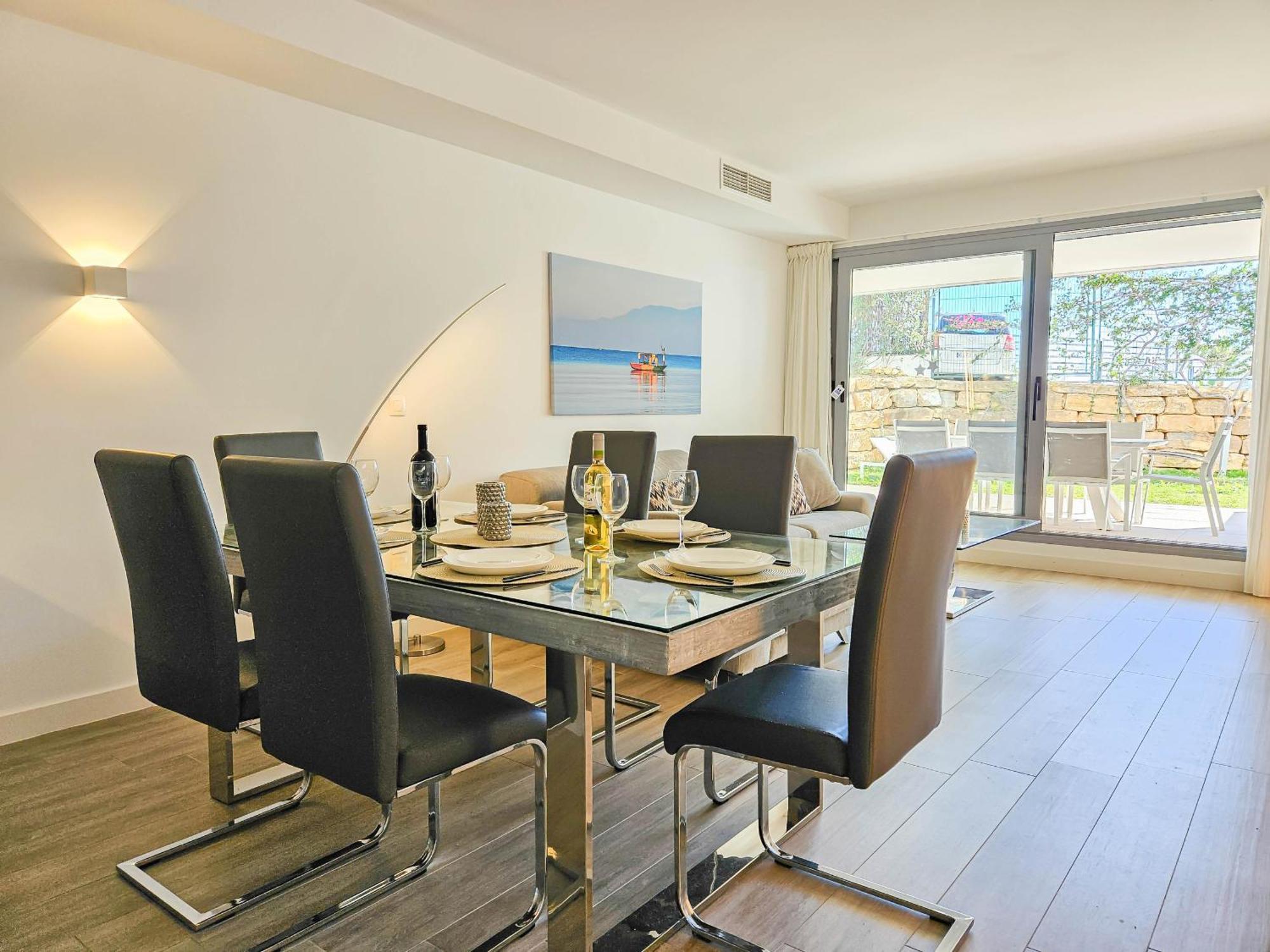 Luxury Ground Floor Apt - 300 M To Cabopino Golf Marbella Dış mekan fotoğraf