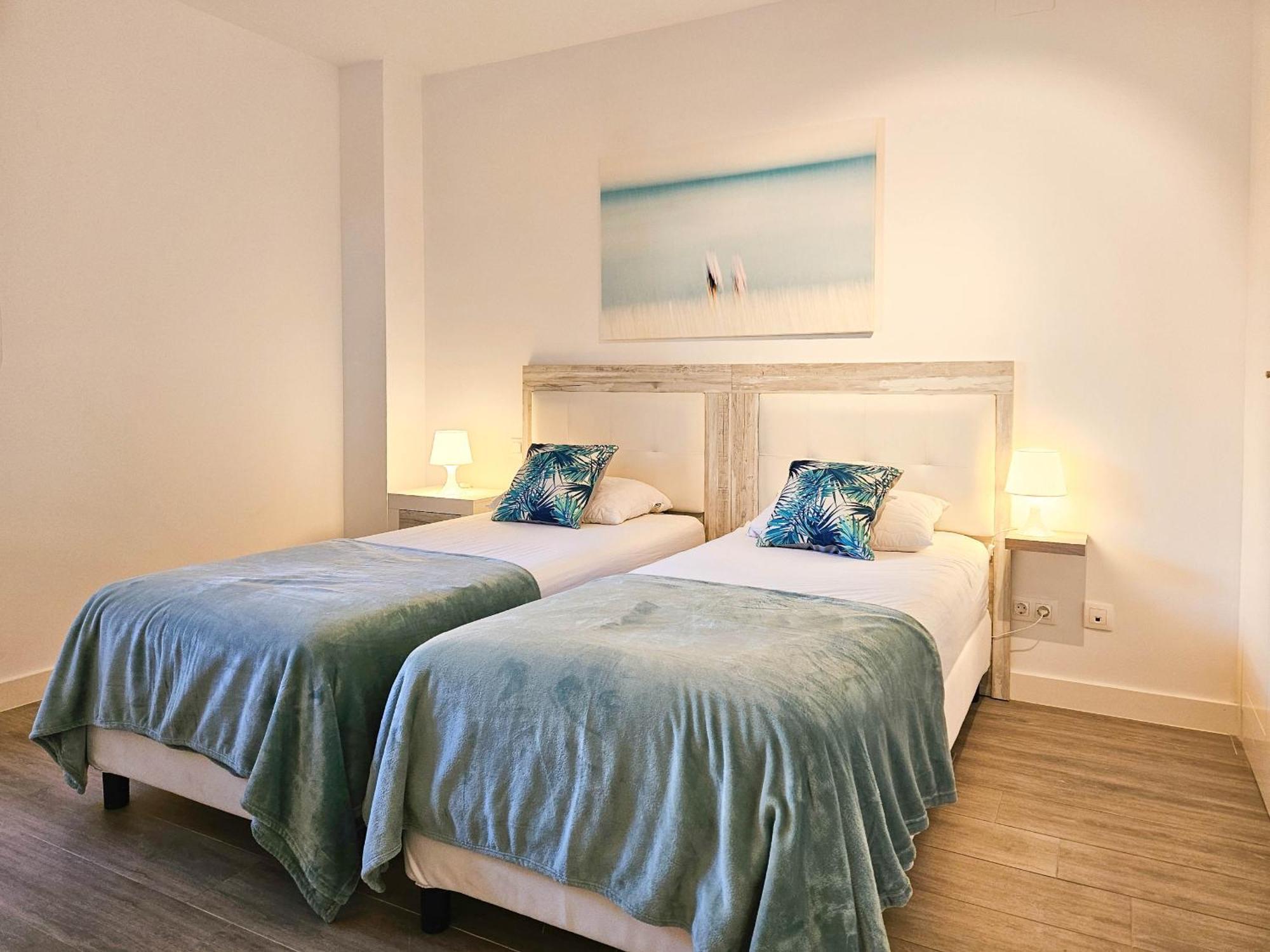 Luxury Ground Floor Apt - 300 M To Cabopino Golf Marbella Dış mekan fotoğraf