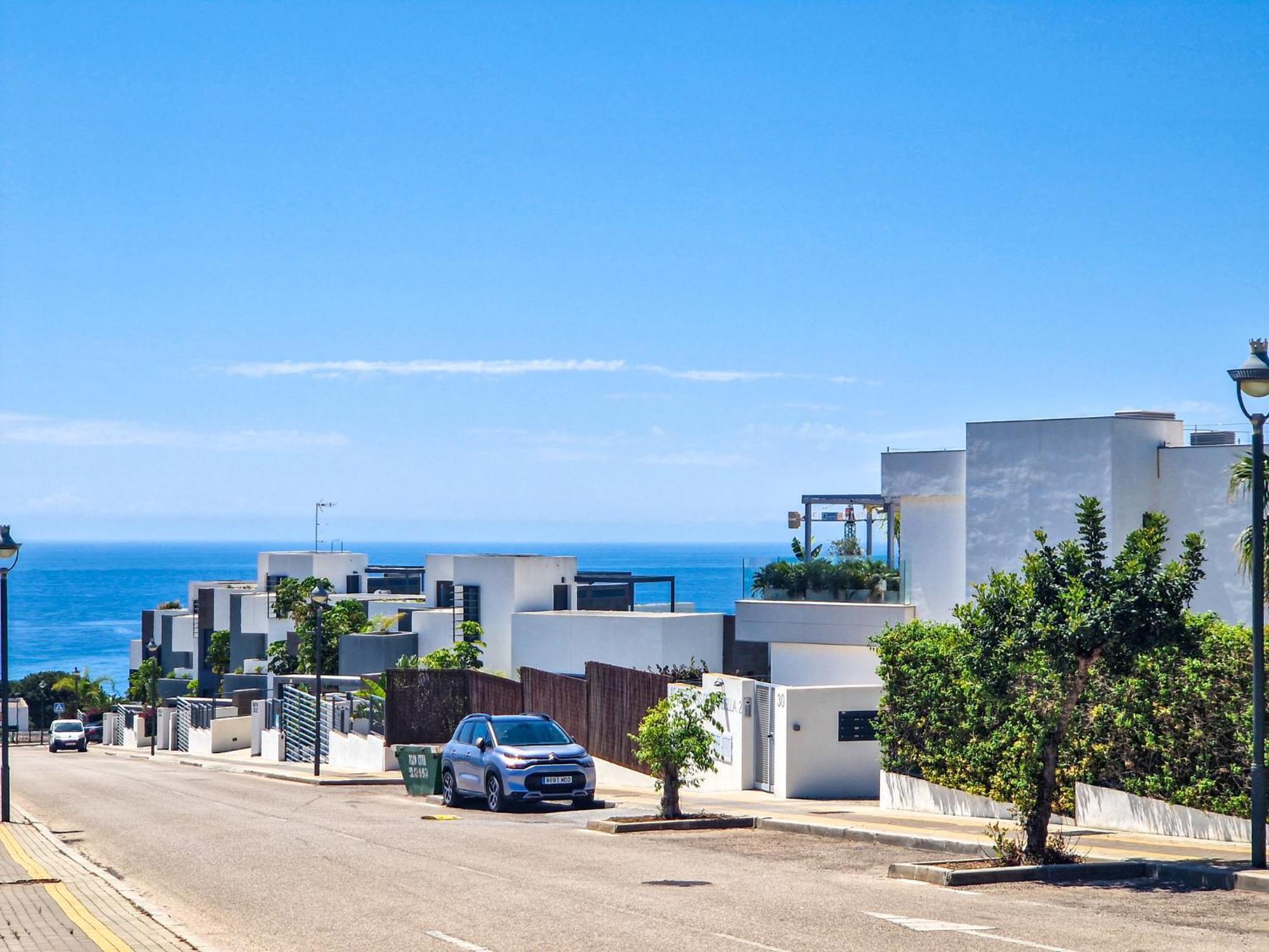 Luxury Ground Floor Apt - 300 M To Cabopino Golf Marbella Dış mekan fotoğraf