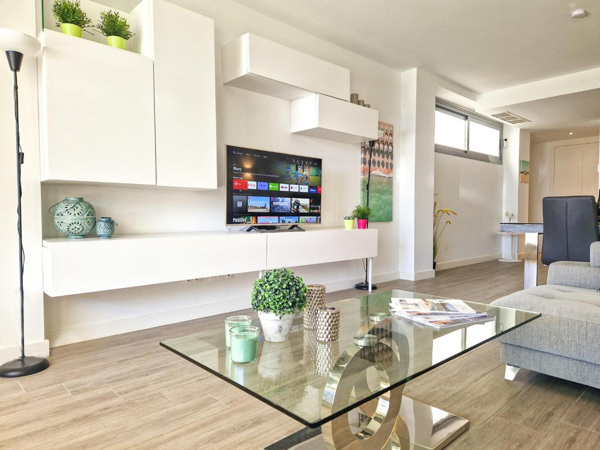 Luxury Ground Floor Apt - 300 M To Cabopino Golf Marbella Dış mekan fotoğraf